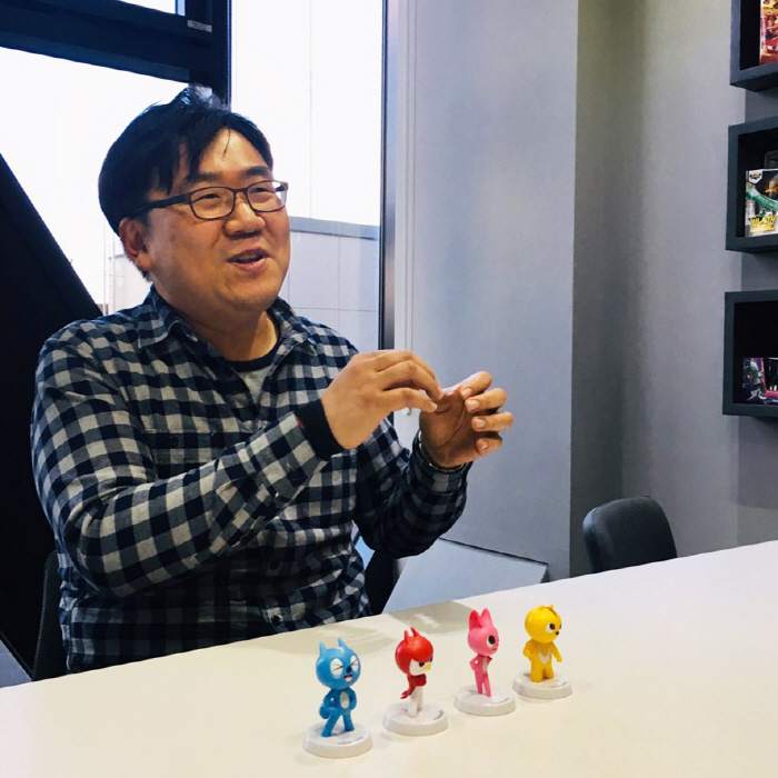 은행 박차고 나와 `배고픈` 애니메이션 작가돼보니